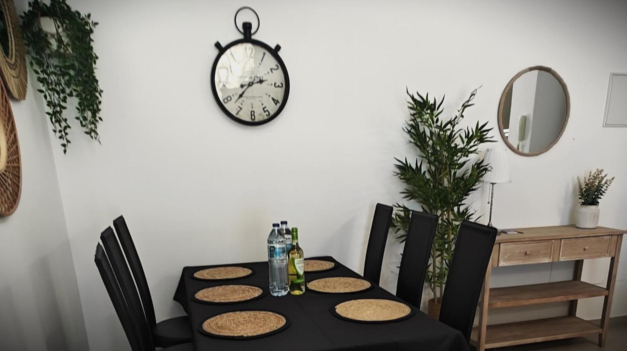 Sun Apartment - 3 Bedrooms, Priv Parking, Pool, Ac, Tv Channels, Fibre Net Лос Кристианос Экстерьер фото