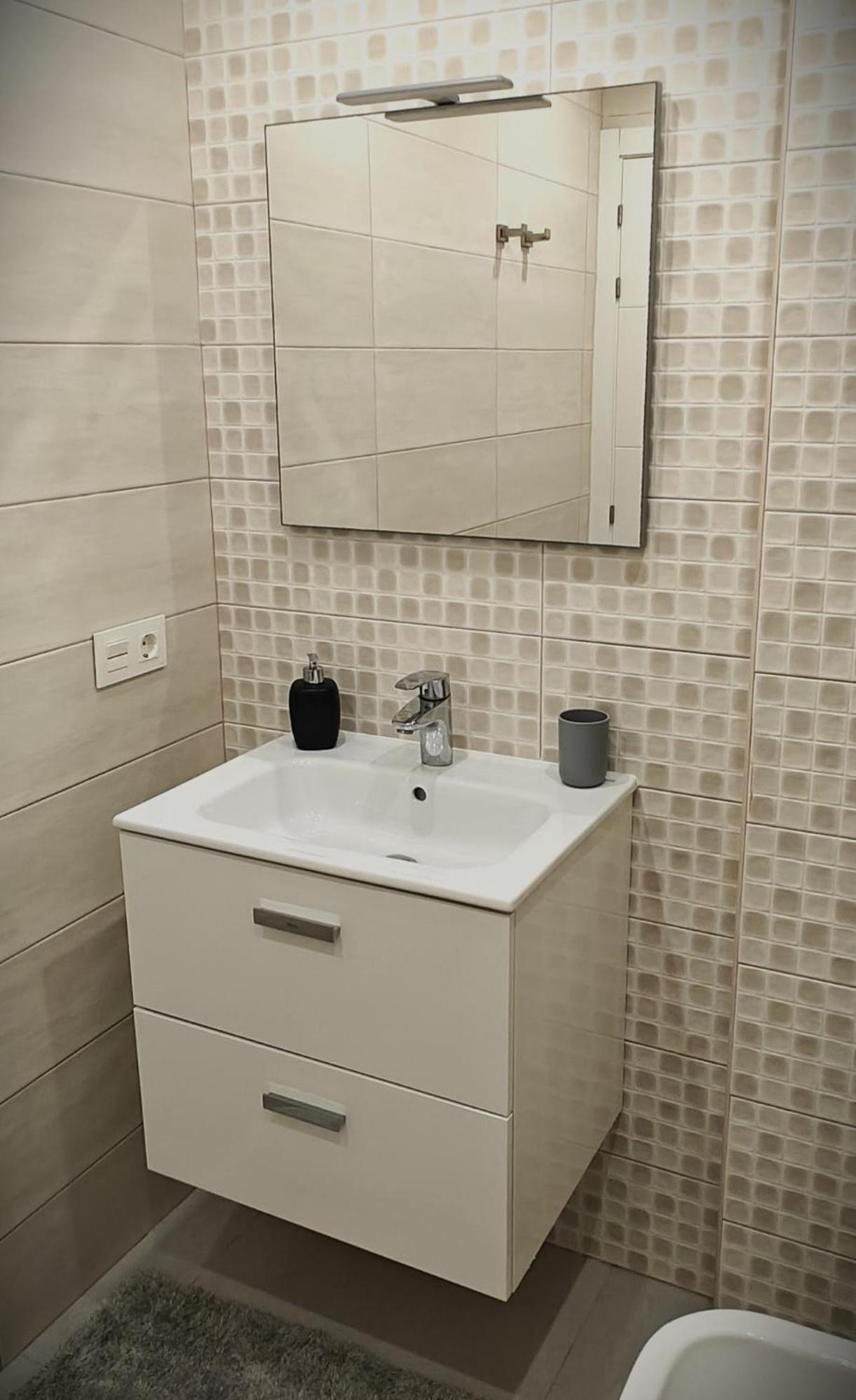 Sun Apartment - 3 Bedrooms, Priv Parking, Pool, Ac, Tv Channels, Fibre Net Лос Кристианос Экстерьер фото
